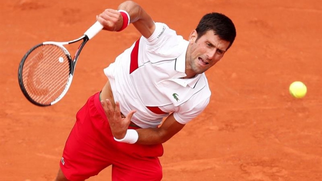Djokovic y Thiem pasaron sin problemas a segunda ronda en Roland Garros