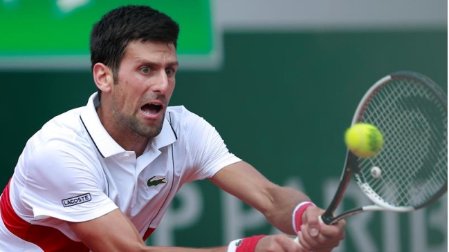 Djokovic superó la segunda ronda y chocará con Bautista en Roland Garros