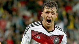 Mesut Ozil se perderá amistoso de Alemania contra Arabia Saudita