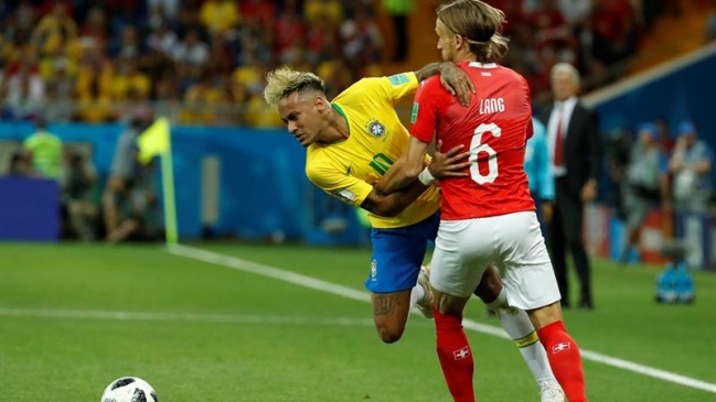Neymar recibió tratamiento especial por las faltas sufridas ante Suiza