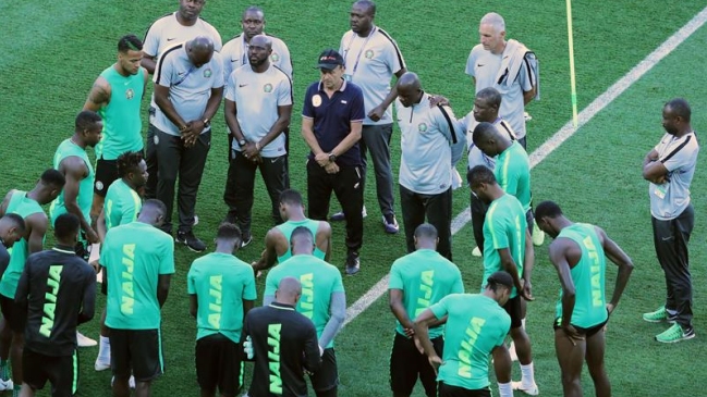 DT de Nigeria: El fútbol carece de piedad y no le vamos a regalar nada a Messi