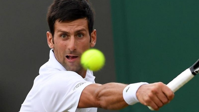 Novak Djokovic derrotó sin problemas a Horacio Zeballos en Wimbledon