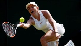 Simona Halep tropezó en tercera ronda y dijo adiós a Wimbledon