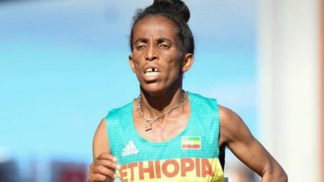 Atleta etíope en la polémica tras ganar medalla en el Mundial Sub 20: Asegura tener 16 años