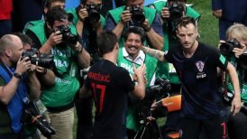 Fotógrafo derribado por los jugadores croatas: Sabía que era insólito y debía registrarlo