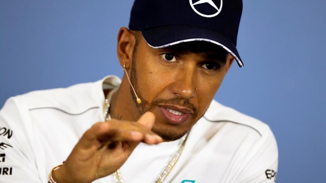 Lewis Hamilton renovó con Mercedes hasta el 2020