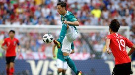 Presidente de la Federación Alemana admitió errores en el caso de Mesut Ozil