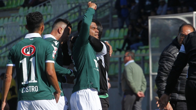 Santiago Wanderers salió del fondo en la Primera B con triunfo sobre Coquimbo Unido
