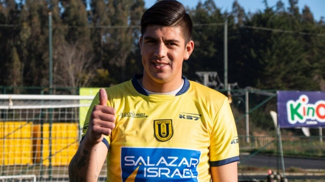 Universidad de Concepción confirmó el fichaje del delantero Steffan Pino