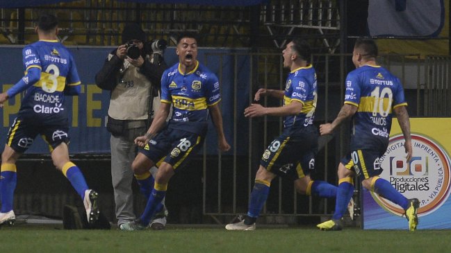 Everton derribó al puntero U. de Concepción y volvió a los festejos tras cinco meses