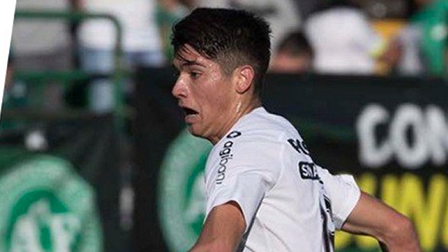 Angelo Araos sufrió derrota con Corinthians ante Chapecoense en el Brasileirao