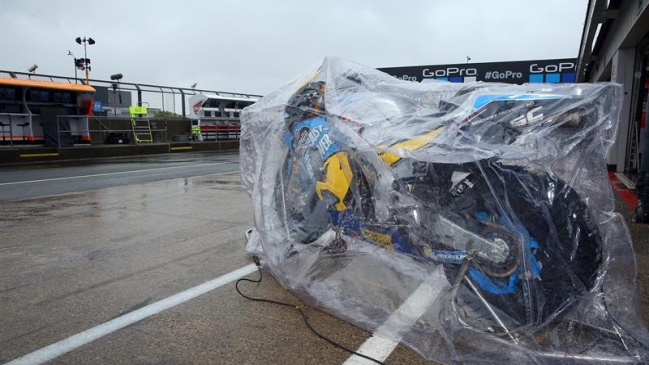 Moto GP: La lluvia y el asfalto obligaron la cancelación del gran premio de Silverstone