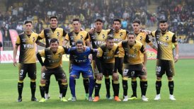 Coquimbo Unido enfrenta a Magallanes con la intención de seguir dominando la Primera B