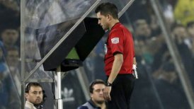 El VAR debutó en Chile para desestimar un presunto penal a favor de Colo Colo