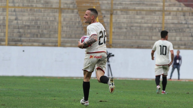 Universitario de Nicolás Córdova protagonizó un vibrante empate ante San Martín en Perú