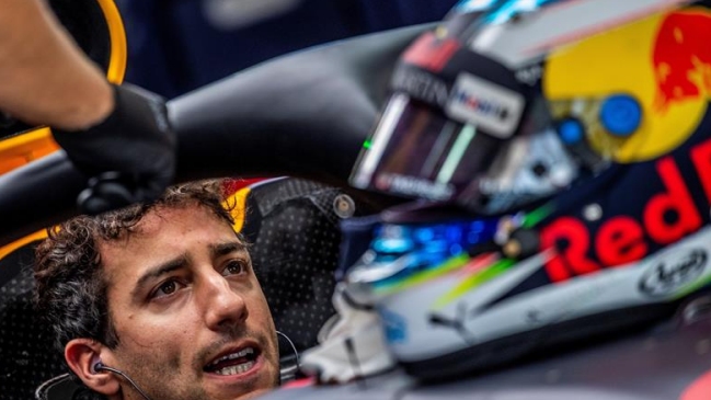 Alonso, Ricciardo y Verstappen fueron sancionados por cambio de motor