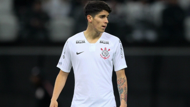 Angelo Araos fue expulsado en caída de Corinthians ante Cruzeiro en final de la Copa de Brasil
