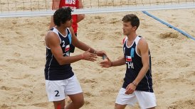 Chilenos Droguett y Lämmel clasificaron a la ronda de 24 del voleibol playa