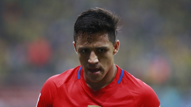 ¿Alexis ante Perú? El sorprendente error que cometió Manchester United en redes sociales
