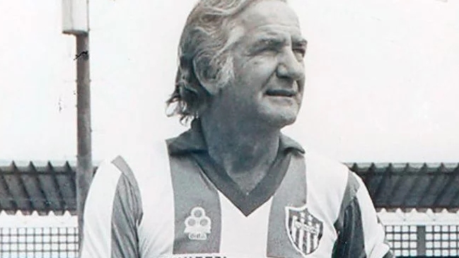 Ex futbolista argentino que pasó por Colo Colo José Varacka falleció a los 86 años