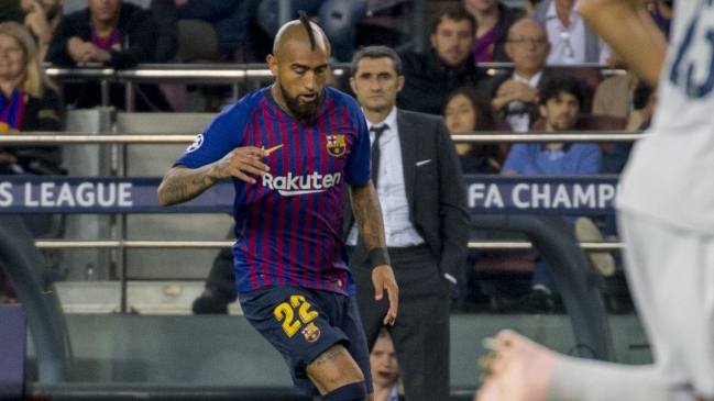 Sport: Agente de Vidal conversó con dirigentes de Barcelona para explicar postura del jugador