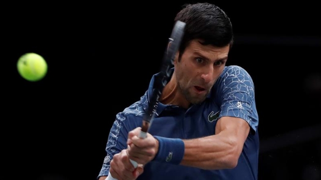 Novak Djokovic debutó con un sólido triunfo sobre Joao Sousa en Paris-Bercy