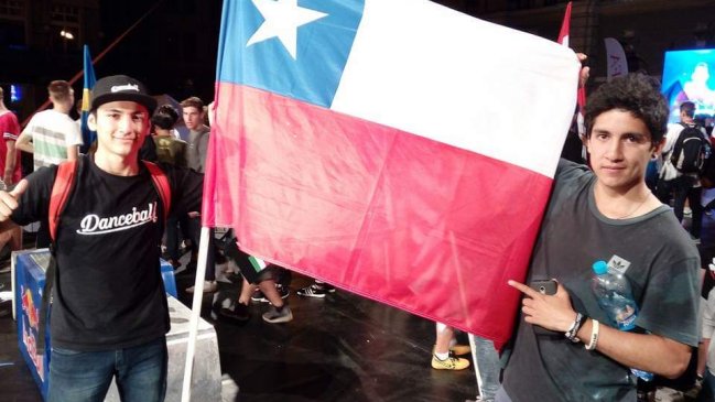 Dos chilenos buscarán la gloria en el Mundial de freestyle