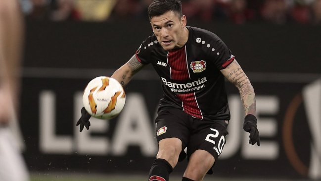 Bayer Leverkusen avanzó en la Europa League con Charles Aránguiz como titular