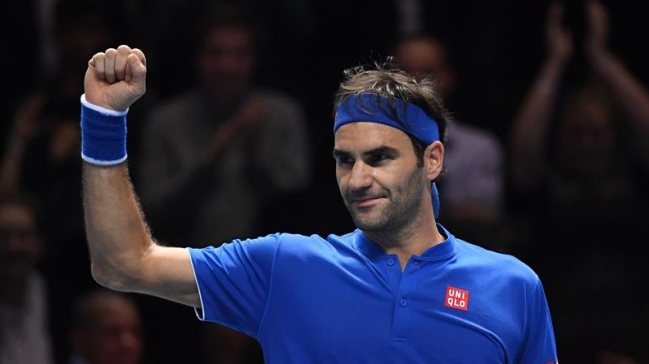 Roger Federer doblegó a Kevin Anderson y pasó a semifinales del Masters de Londres