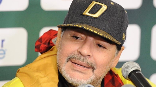 Maradona fue multado por sus declaraciones contra los árbitros