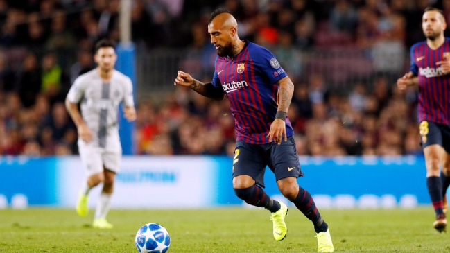 Arturo Vidal tendrá su primer partido como titular en Champions junto a Barcelona