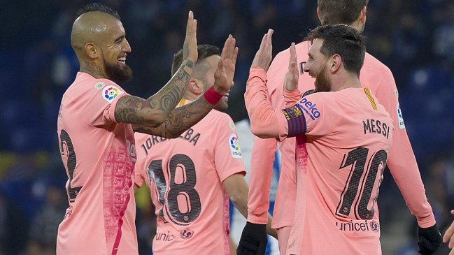 Barcelona arrasó a Espanyol gracias a un Messi deslumbrante y un sólido Arturo Vidal