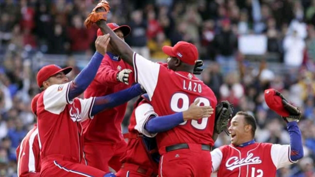Histórico: Beisbolistas cubanos podrán jugar en la MLB sin perder su residencia en la isla