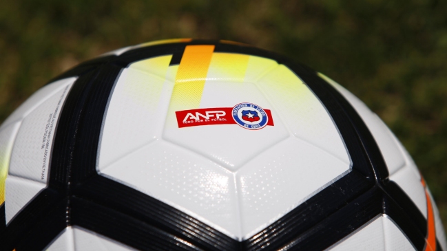 ANFP aprobó que jugadores cambien de club a mitad de temporada y modificó regla del sub 20