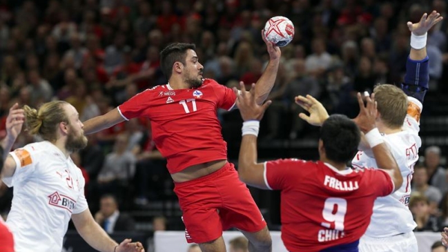La Roja de balonmano sufrió una abultada derrota ante Dinamarca en su debut en el Mundial