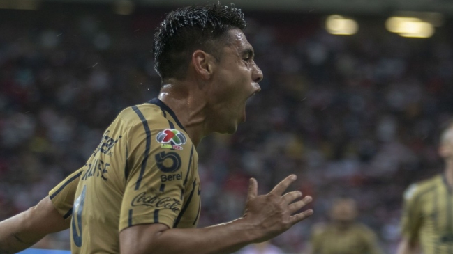 Certero gol de cabeza de Felipe Mora no bastó a Pumas en derrota ante Necaxa