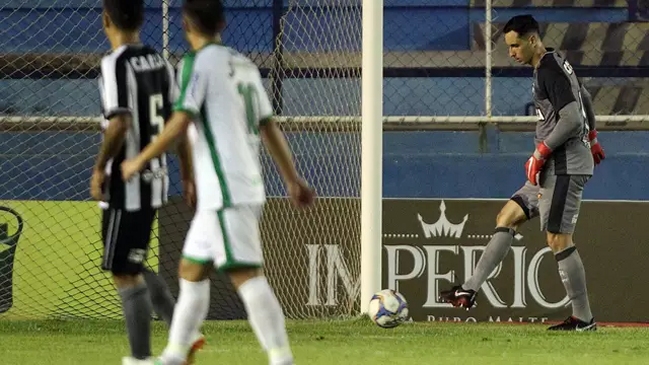 Leonardo Valencia se perdió por lesión el estreno de Botafogo en el Carioca