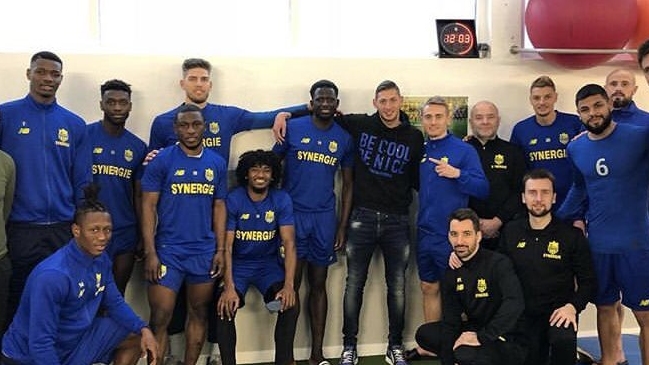 FC Nantes mantiene esperanza de encontrar "sano y salvo" a Emiliano Sala