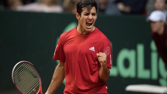 Garín remontó a Auger, ganó su primer partido ATP en seis años y avanzó en Buenos Aires