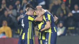 Mauricio Isla fue titular en triunfo de Fenerbahçe sobre Zenit por la Europa League