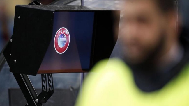 La UEFA quedó satisfecha con la intervención del VAR en la Liga de Campeones