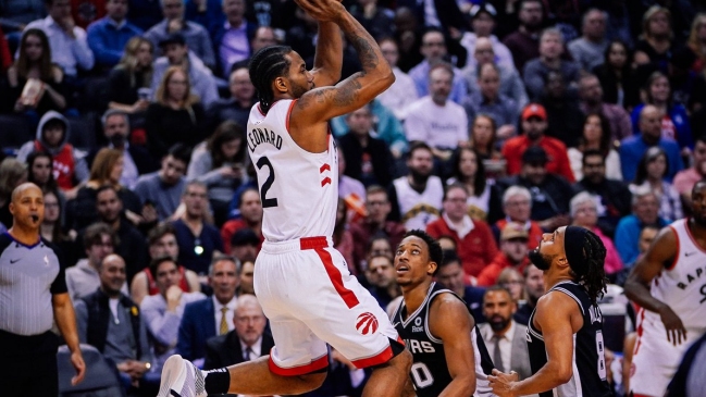 Toronto Raptors derrotó a San Antonio Spurs en vibrante duelo de la NBA