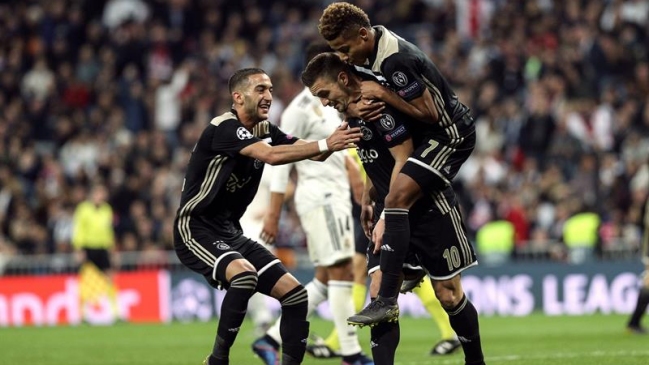 Ajax goleó y eliminó de la Champions a un Real Madrid que cierra una semana nefasta