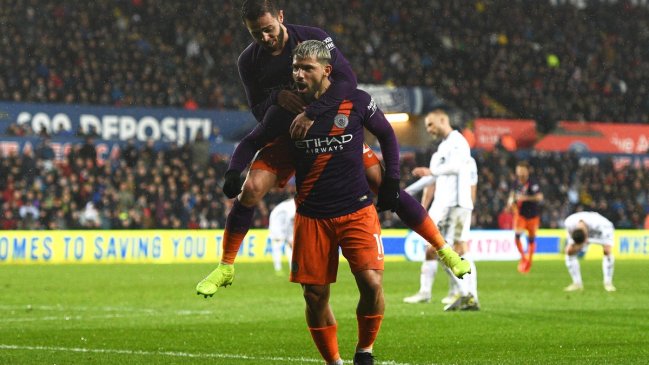 Manchester City logró una remontada ante Swansea bajo la guía de Sergio Agüero