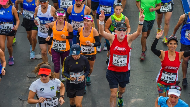 Más de 30 mil corredores se inscribieron para participar en el Maratón de Santiago