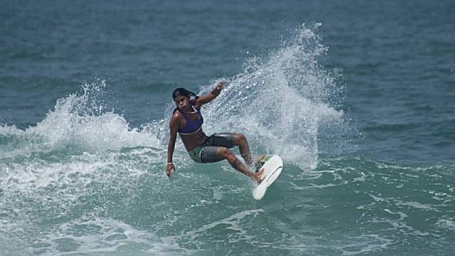 Una surfista murió y otro resultó herido tras ser alcanzados por un rayo en Brasil