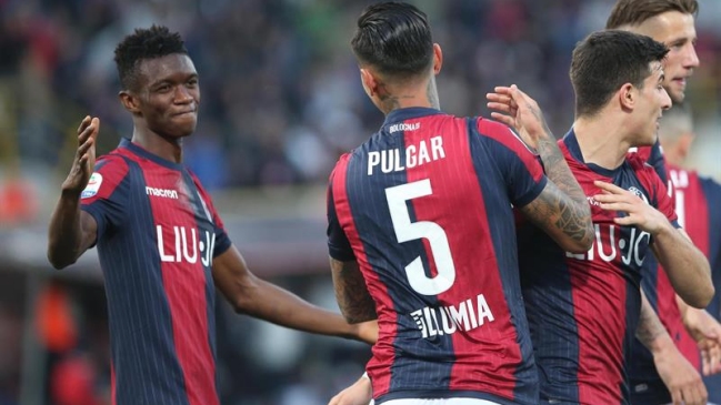 Erick Pulgar volvió a anotar en triunfo de Bologna sobre Sassuolo por la liga italiana