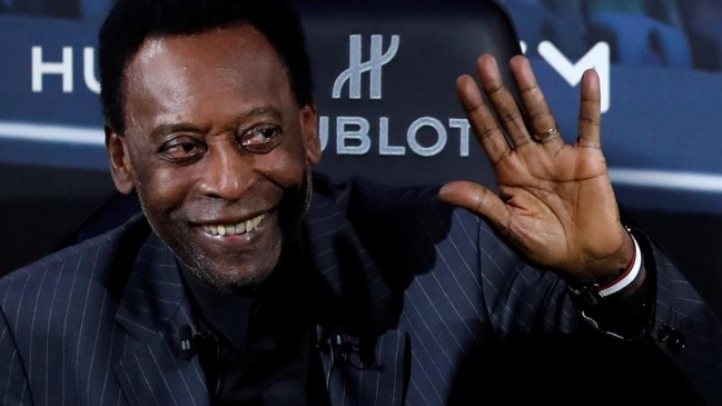 Pelé fue hospitalizado en París tras su encuentro con Kylian Mbappé