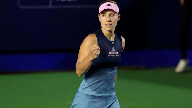 Angelique Kerber doblegó a Karolina Muchova y avanzó a los cuartos de final en Monterrey