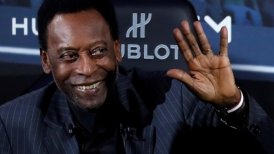 Pelé recibió alta médica en París y dijo estar preparado para volver a Brasil